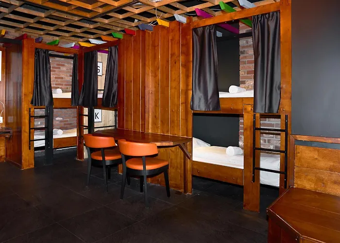 Amsterdam Teleport Hotel
